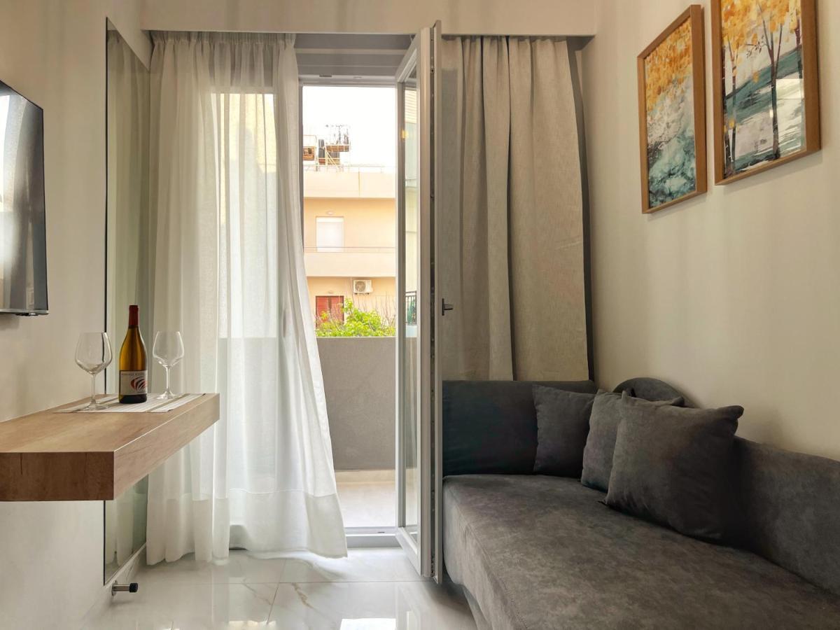B&K Rooms Heraklion Exteriör bild